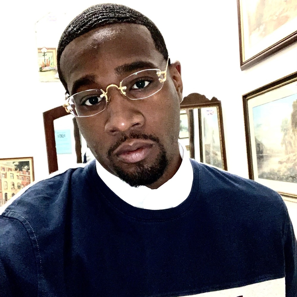 Meet your Posher, Gregory